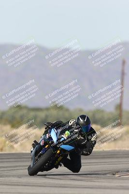 media/Nov-30-2025-TrackXperience (Sun) [[c0061d280f]]/3-Level 1/Session 3 (Turn 16)/